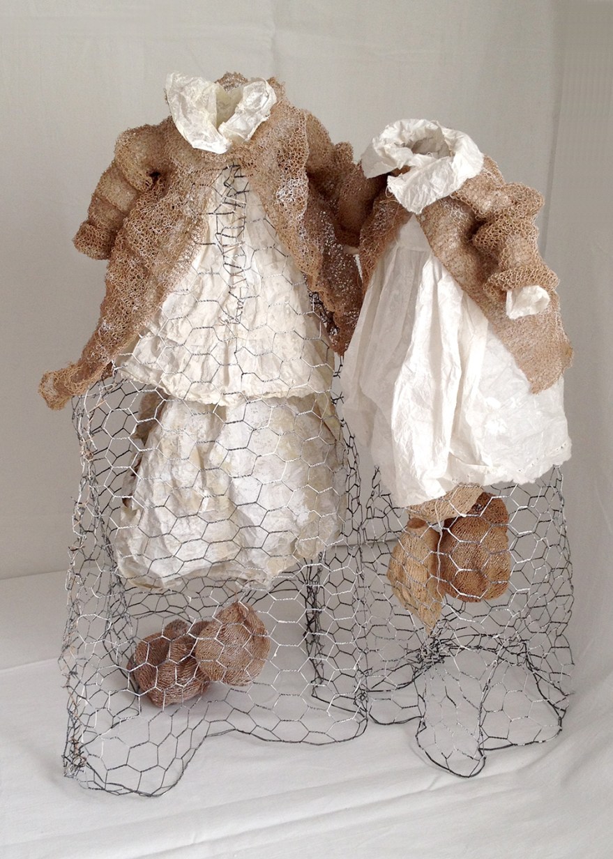 Catherine Corthésy #papier #art #couture #robes #tricot #plis #travauxfeminins #lachauxdefonds - catherinecorthesy.ch