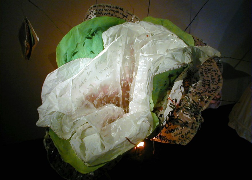 Catherine Corthésy #papier #art #couture #robes #tricot #plis #travauxfeminins #lachauxdefonds - catherinecorthesy.ch